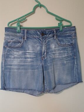 American Eagle Outfitters Blue Denim Shorts Size 16